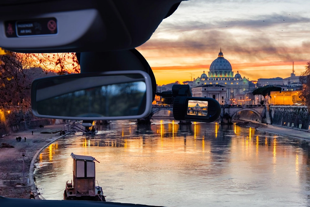 Prague to Vienna by Private Car or Train: Private Transfer Guide