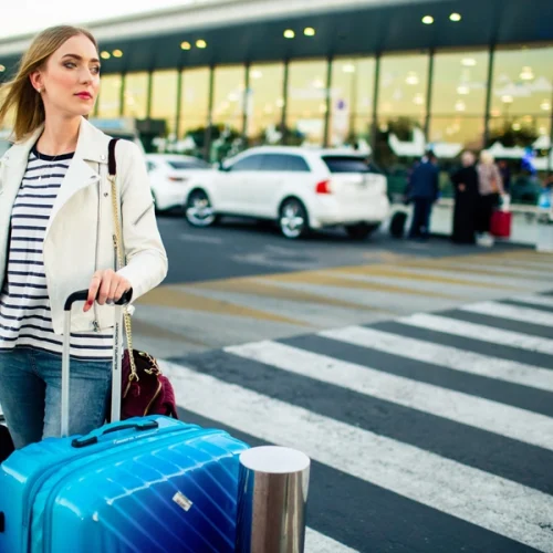 Zurich Airport to Interlaken: Private Transfer or Train?